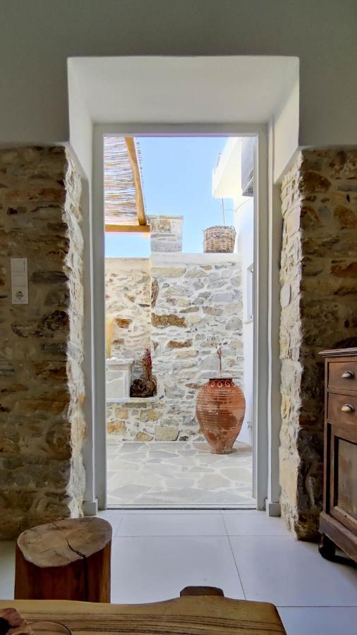 Laina Traditional Guest House Aperathos Экстерьер фото